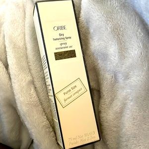 Oribe Dry Texturizing Spray. 2.2 oz. Purse size BRAND NEW!